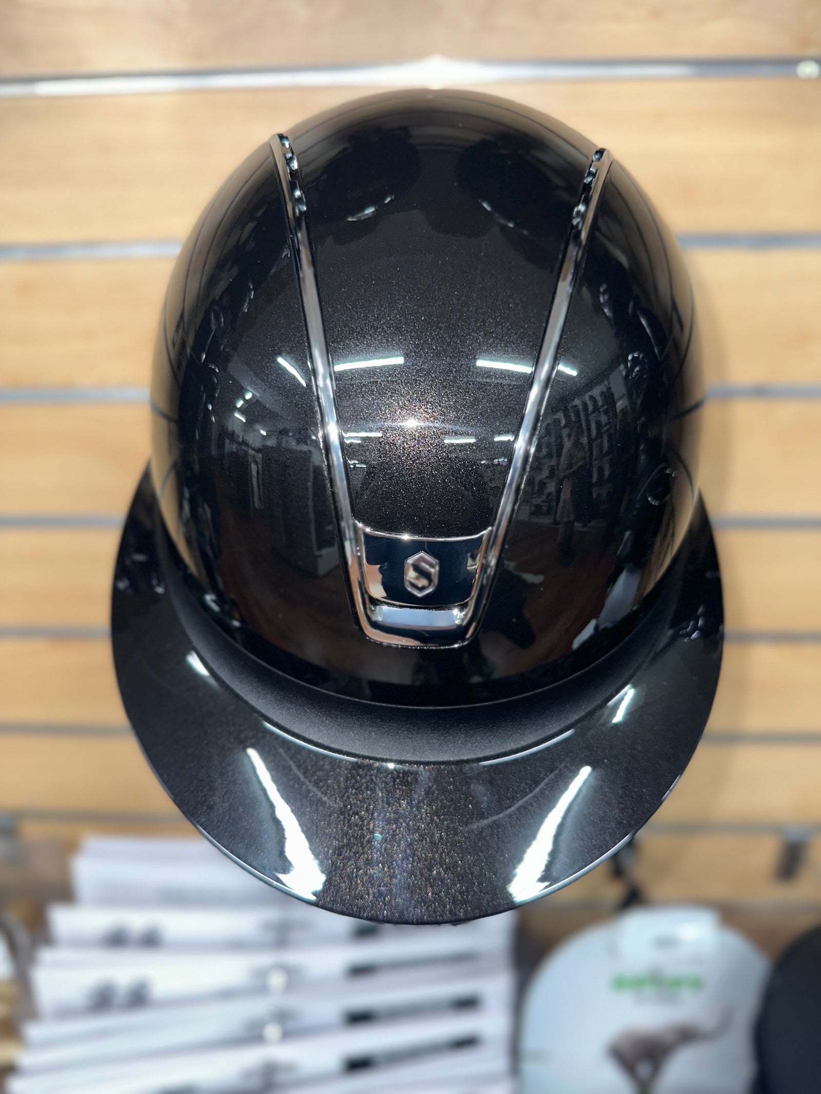 Samshield Miss Shield 2.0 Glossy Blk Shell & Top w Leather Band & Chrome Trim & Blazon