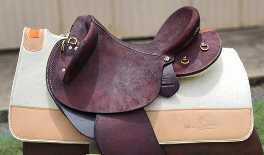 Toprail Elite Performance Square Pad w cinch cutout.