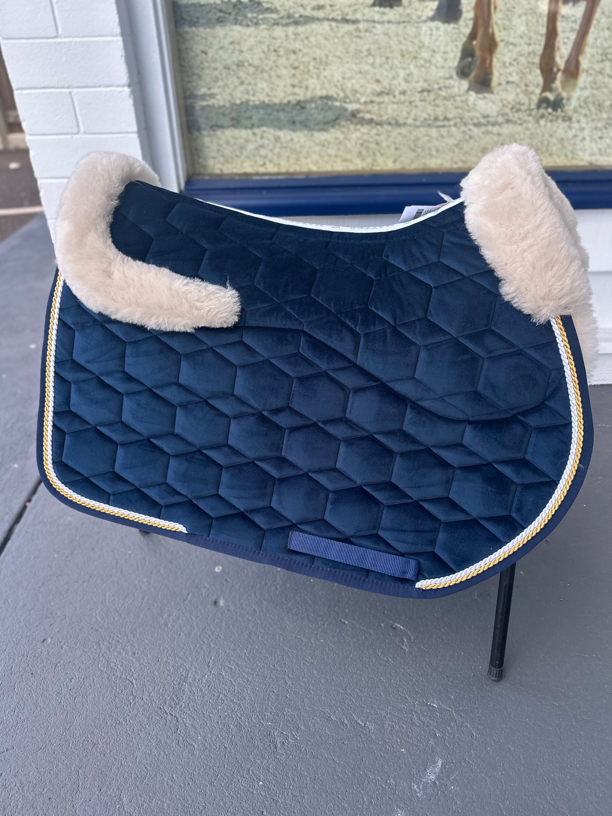 E.A. Mattes Square Fit Sjow Jumping Saddlepad