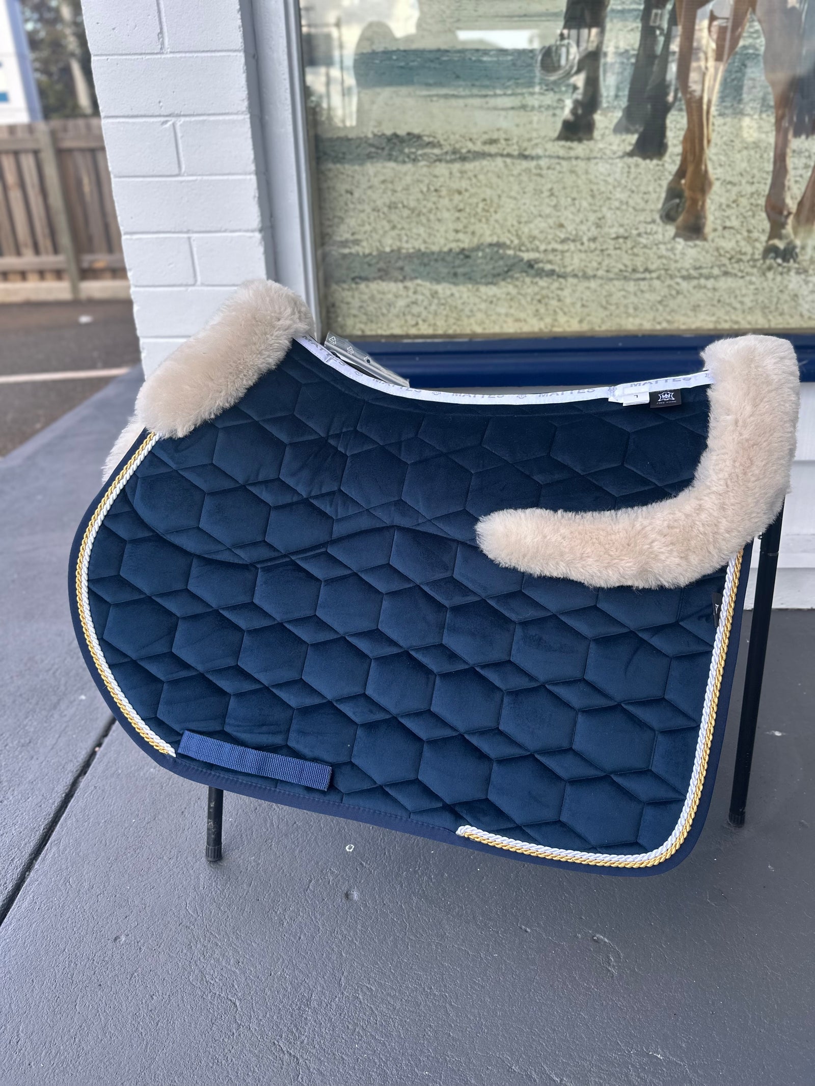 E.A. Mattes Square Fit Sjow Jumping Saddlepad