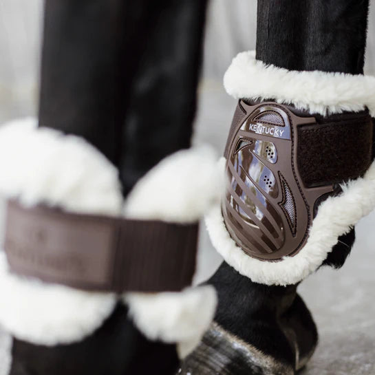 KENTUCKY VEGAN S/S YOUNG FETLOCK