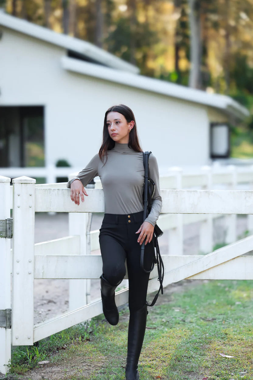 Stella Cavalla - Dune Mock Neck Top