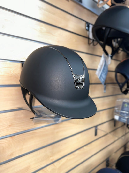 Samshield 2.0 Matt Black with Crome Black Trim and Blazon