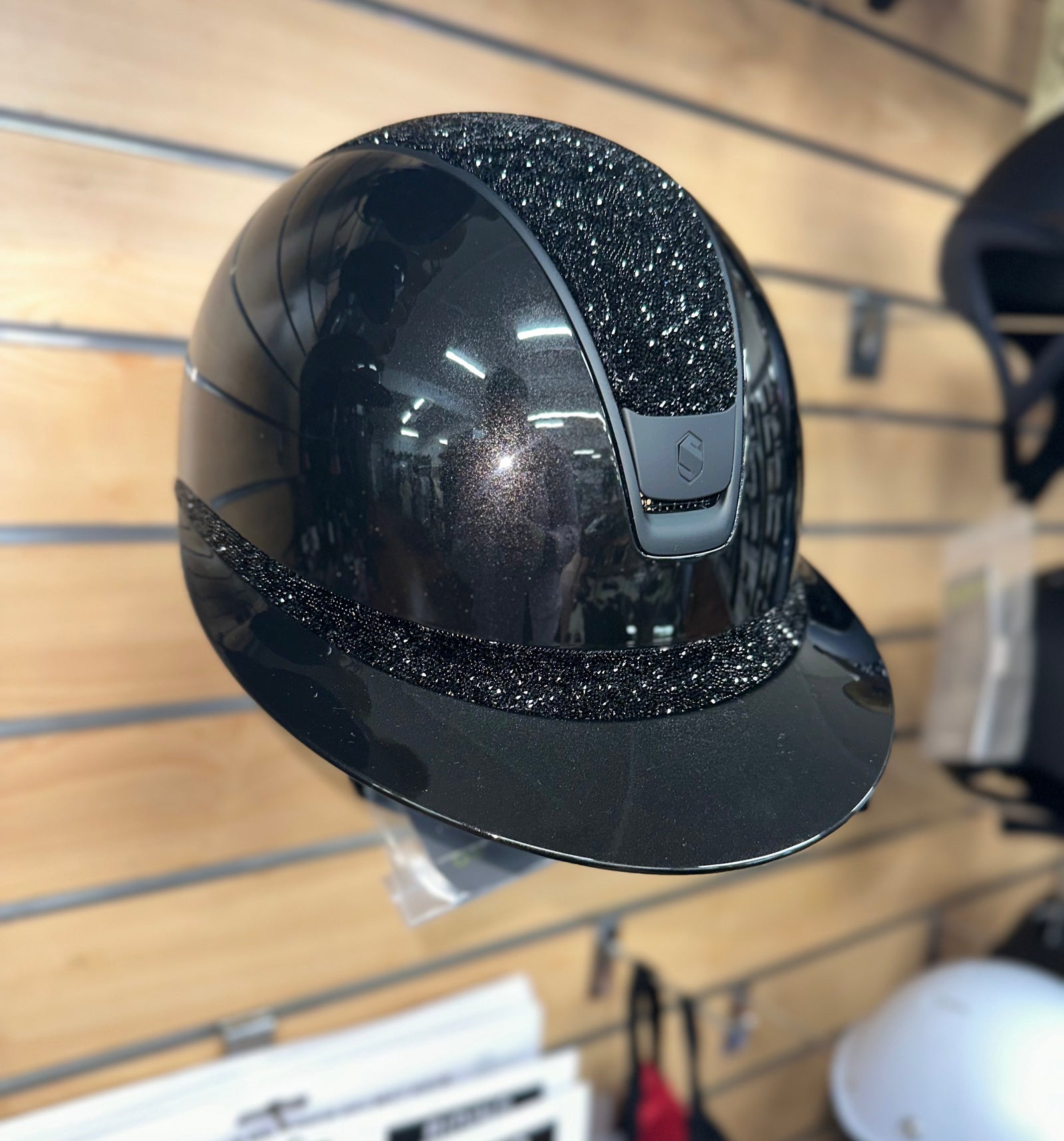 Samshield Miss Shield 2.0 Glossy Black w Ultra Fine Rock Top & Band & Blk Chrome trim & Blazon