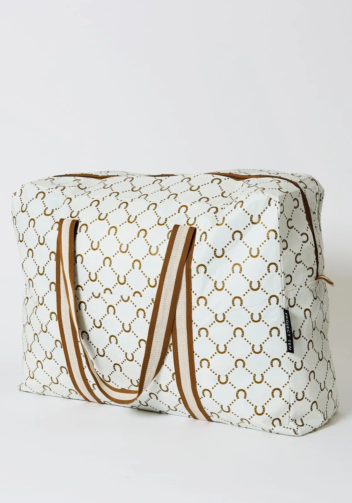 Vala - Horseshoe Overnight Bag