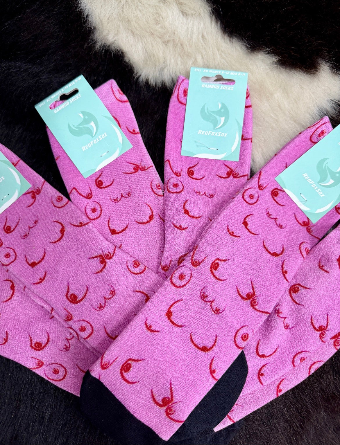 RED FOX SOCKS.