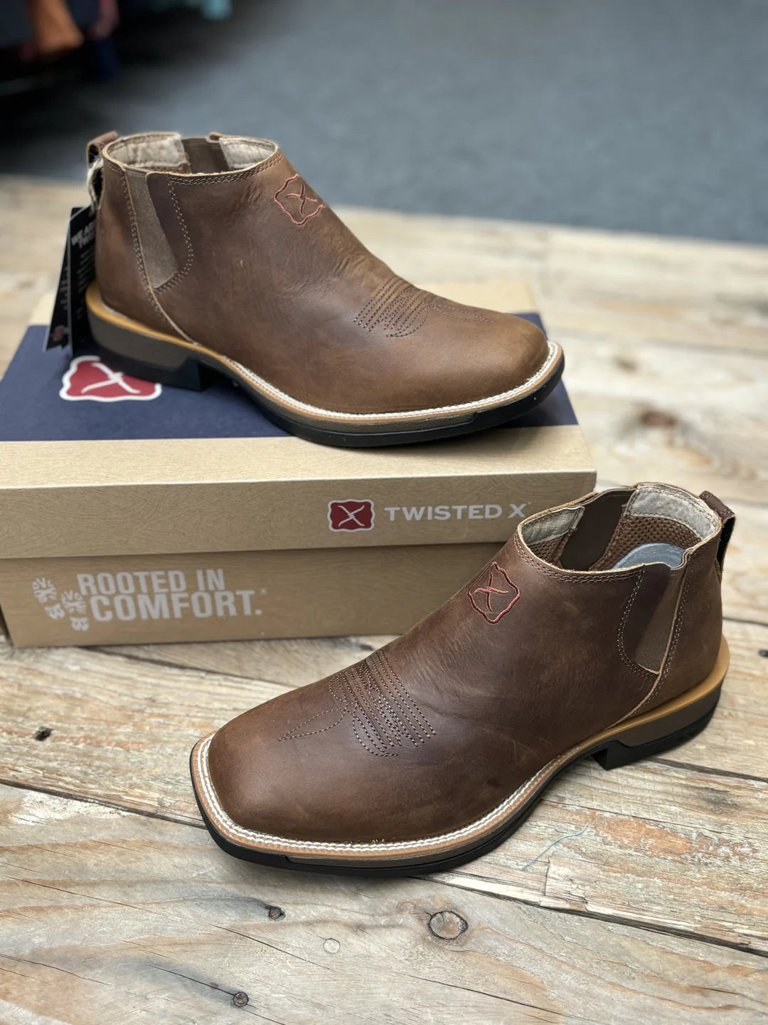 MENS 5 TECH X1 CHELSEA BOOT