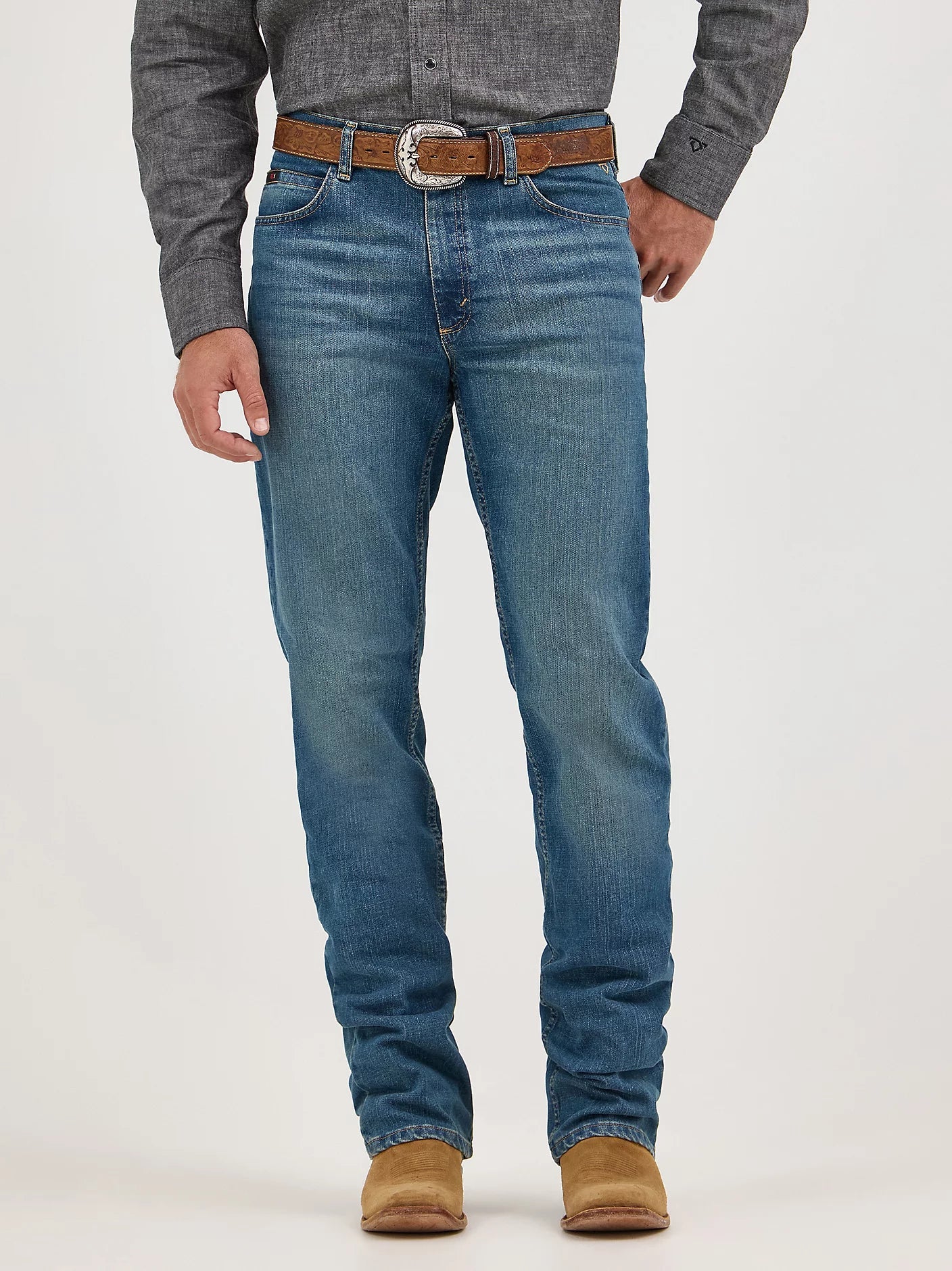 Wrangler Mens Cody Johnson 01 Relax Fit Jeans