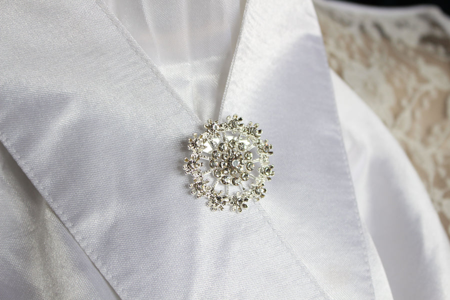 Satin Stock with Decorative Pin