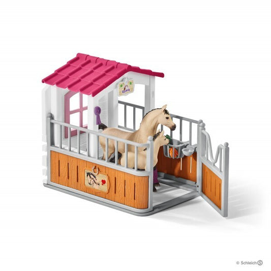 SCHLEICH-HORSE STALL WITH HORSES AND G
